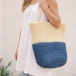 Old Navy Blue and Cream Women's Tote/Beach Bag NWOT